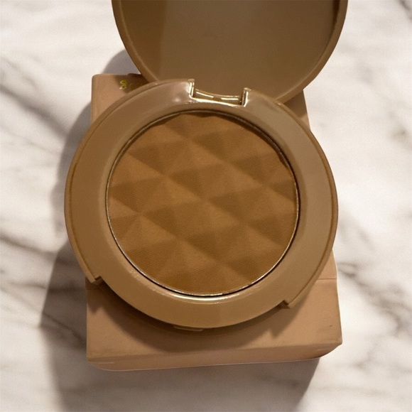 Mellow - powders blush - BRONZED GODDESS - Picture 1 of 3